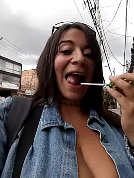 Alona Evans online show from February 19, 7:48 pm