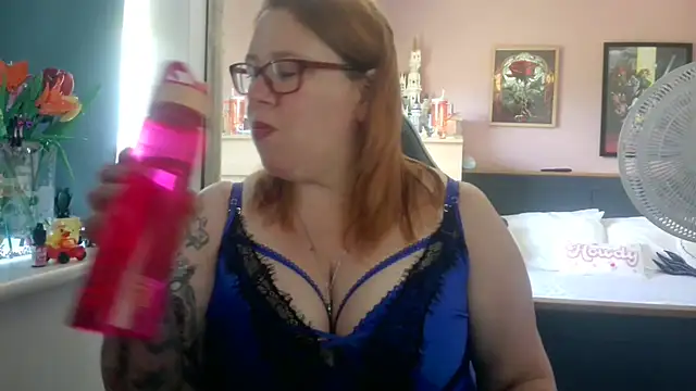 Snapshot of NikiDeeOfficial chatting on July 2, 11:05 am NikiDeeOfficial online show from July 2, 11:05 am