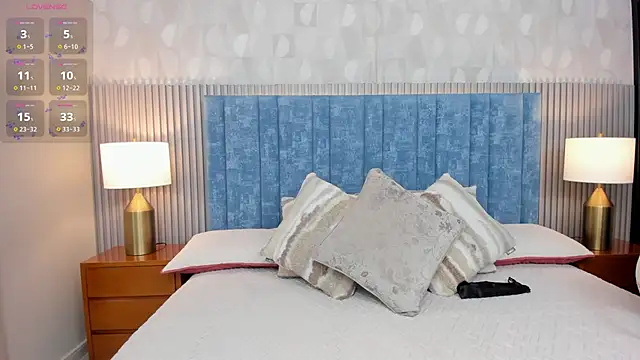 Ivi Akina online show from September 24, 6:22 pm