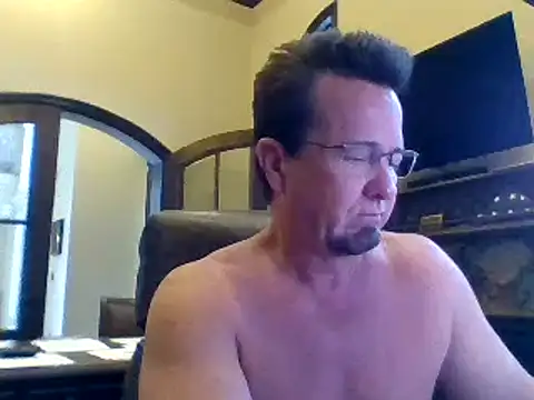 sluttydylan online show from February 8, 11:55 pm