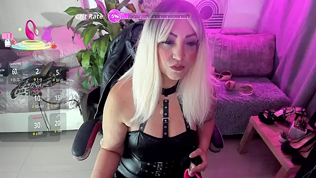 anyclark  online show from February 23, 12:19 am