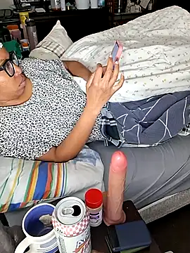 madamsensuale online show from February 23, 1:25 am