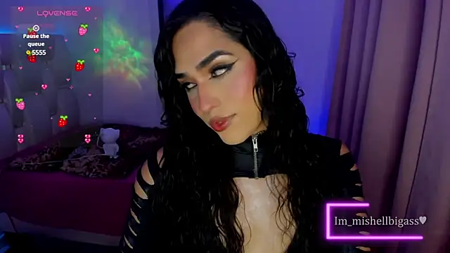 Snapshot of im_mishellbigass chatting on December 16, 5:38 am im mishellbigass online show from December 16, 5:38 am