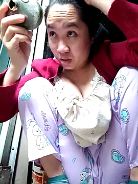 Snapshot of Dina_wet chatting on December 28, 8:37 am Dina wet online show from December 28, 8:37 am