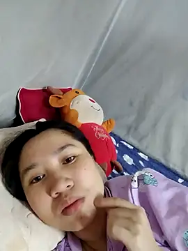 Snapshot of Dina_wet chatting on January 4, 12:37 am Dina wet online show from January 4, 12:37 am