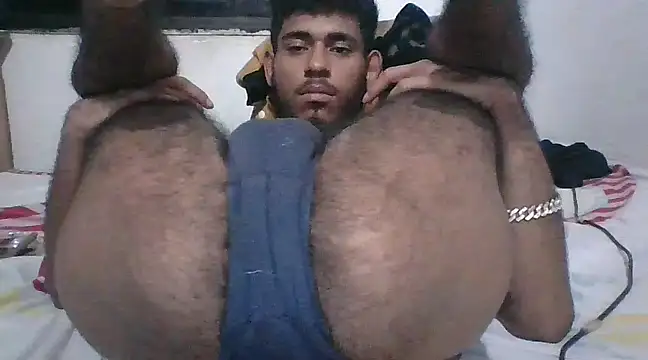Snapshot of MaximoSualteza777 chatting on March 21, 7:22 am MaximoSualteza777 online show from March 21, 7:22 am