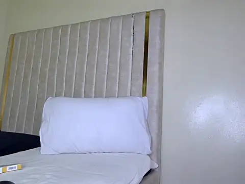 prety lily online show from September 25, 4:16 am