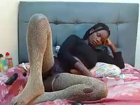 Snapshot of Layla_Amish1 chatting on January 3, 3:01 pm Layla Amish1 online show from January 3, 3:01 pm