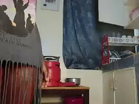 Snapshot of Layla_Amish1 chatting on February 23, 11:00 am Layla Amish1 online show from February 23, 11:00 am