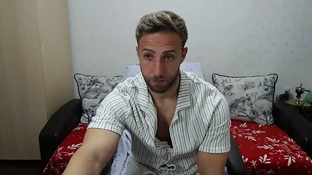 PrinceEagle online show from November 12, 7:57 pm