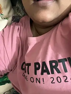 smile pretty online show from November 11, 7:36 pm