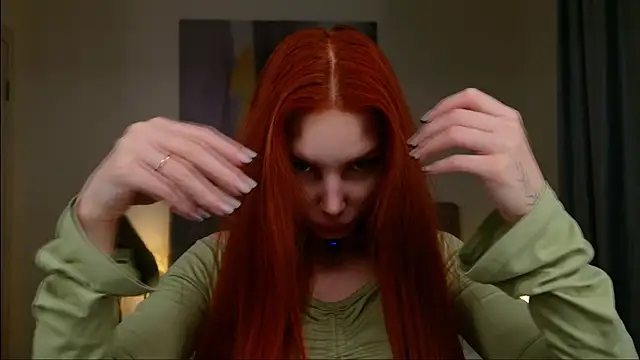 JudyWalkerr online show from November 13, 2:21 am