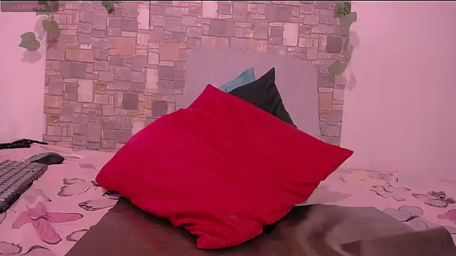 CrazyRousex online show from January 29, 5:24 pm