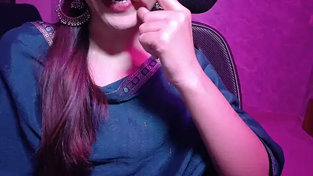 Snapshot of MidnightFlame chatting on September 14, 7:51 am MidnightFlame online show from September 14, 7:51 am