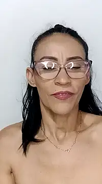 Snapshot of BarbaraMature chatting on December 9, 7:18 pm BarbaraMature online show from December 9, 7:18 pm