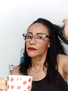 Snapshot of BarbaraMature chatting on December 10, 7:22 pm BarbaraMature online show from December 10, 7:22 pm
