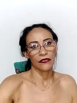 Snapshot of BarbaraMature chatting on December 24, 8:27 pm BarbaraMature online show from December 24, 8:27 pm