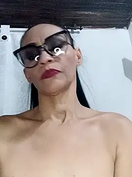 Snapshot of BarbaraMature chatting on September 30, 6:24 pm BarbaraMature online show from September 30, 6:24 pm