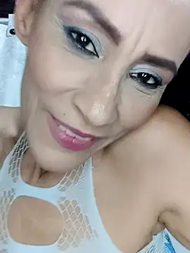 Snapshot of BarbaraMature chatting on October 8, 7:00 pm BarbaraMature online show from October 8, 7:00 pm