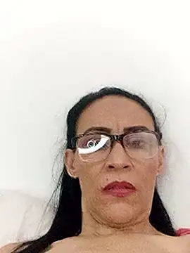 Snapshot of BarbaraMature chatting on February 15, 6:15 pm BarbaraMature online show from February 15, 6:15 pm