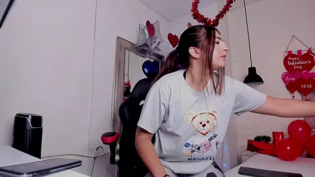 angel hardy dl online show from February 18, 12:17 pm