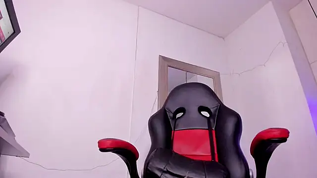 angel hardy dl online show from November 25, 10:48 am