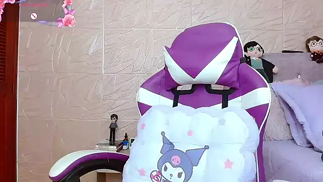 kendallsweet7 online show from October 17, 7:49 pm