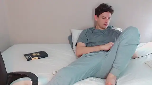 Elio555 online show from January 2, 10:01 pm