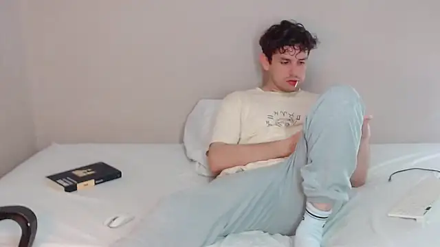 Elio555 online show from January 11, 2:30 am