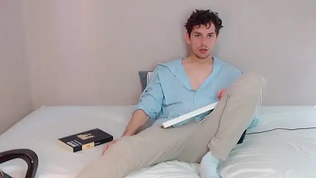 Elio555 online show from January 12, 4:50 pm