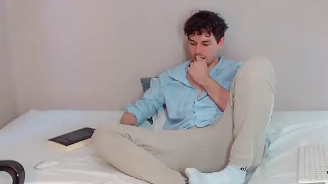 Elio555 online show from January 12, 7:53 pm