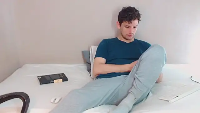 Elio555 online show from January 18, 8:40 pm