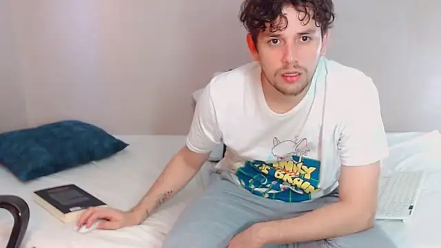 Elio555 online show from January 24, 9:47 pm