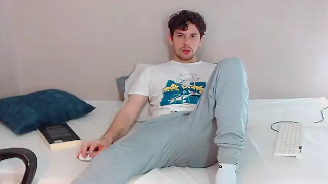 Elio555 online show from January 25, 12:48 am