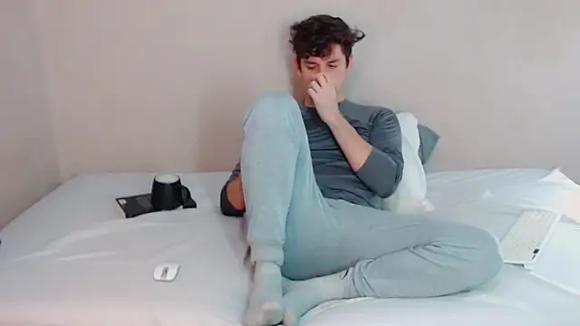 Elio555 online show from January 31, 12:07 pm