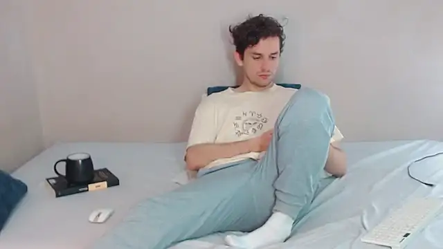 Elio555 online show from February 6, 7:07 pm