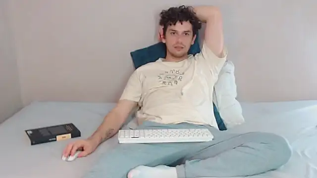 Elio555 online show from February 7, 1:15 am