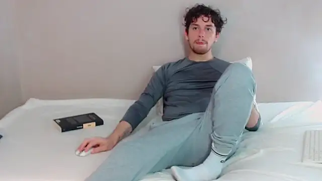 Elio555 online show from February 23, 9:16 pm