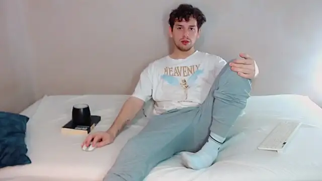 Elio555 online show from March 17, 11:54 pm