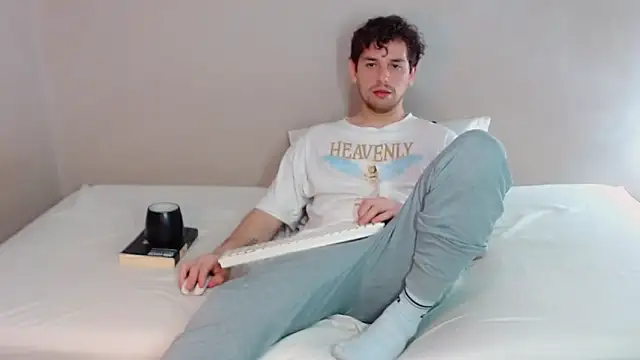 Elio555 online show from March 18, 2:58 am