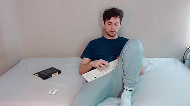 Elio555 online show from March 21, 9:34 am