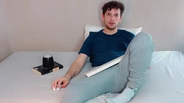 Elio555 online show from March 21, 4:29 pm