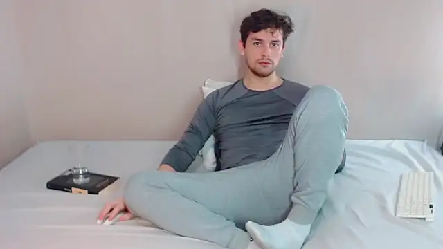 Elio555 online show from March 22, 10:39 am