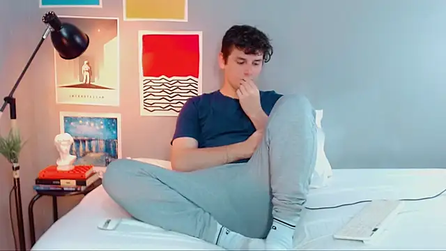 Elio555 online show from September 30, 6:24 pm