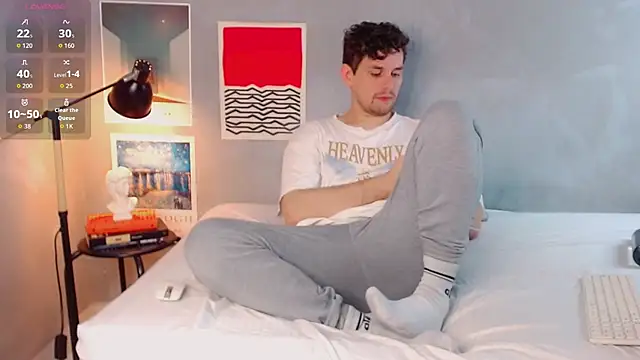 Elio555 online show from November 29, 8:12 pm