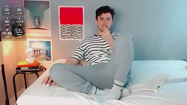 Elio555 online show from December 20, 4:36 pm