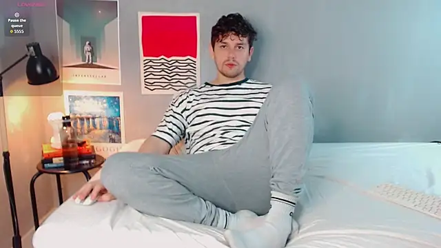 Elio555 online show from December 21, 4:03 pm