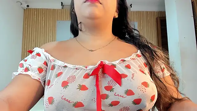 Snapshot of samy_19_ chatting on April 12, 11:15 am samy 19 online show from April 12, 11:15 am
