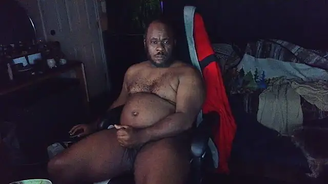 Snapshot of bigshh8 chatting on December 29, 4:27 am bigshh8 online show from December 29, 4:27 am