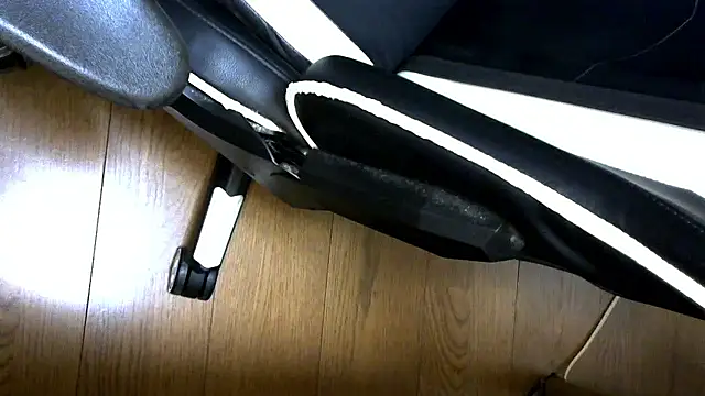 AKI09aki online show from November 16, 2:44 pm